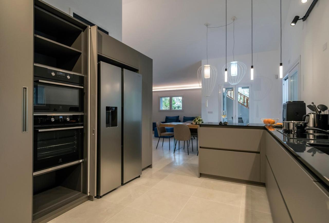 Villa Golden Root Real Estate San Teodoro  Luaran gambar