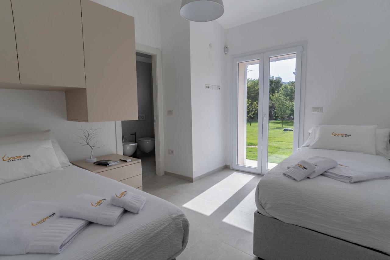 Villa Golden Root Real Estate San Teodoro  Luaran gambar